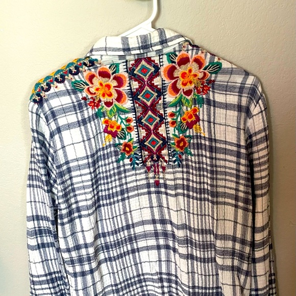 Johnny Was flannel button-down shirt - Picture 2 of 8